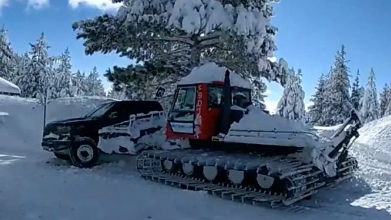 Dramatic Footage of Jeremy Renner Snowplow Accident Unveiled in 2026