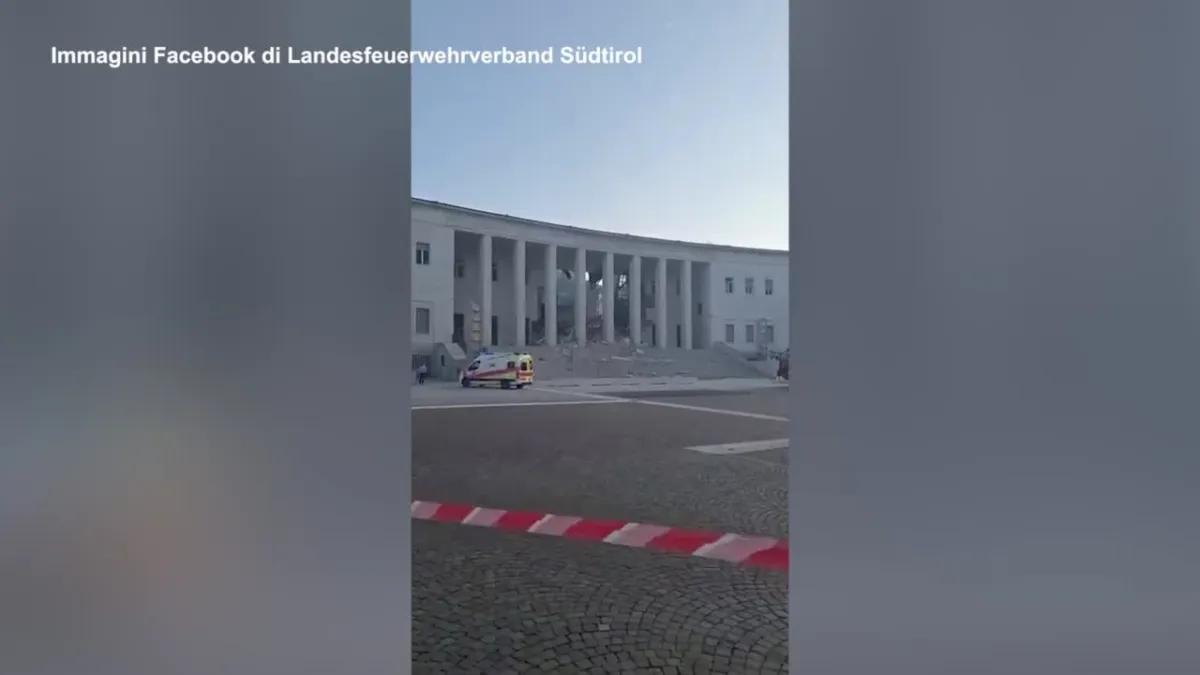 Debris Falls in Bolzano: Courthouse Collapses, Justice on Brink of Stagnation?