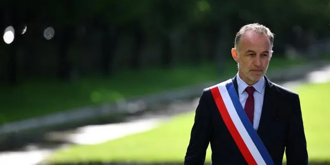Revolusi Pendidikan Paris 2026: Makan Gratis untuk 17.000 Anak!