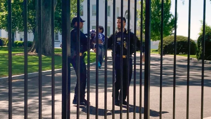 Toddler Breaches White House Fence, Elite US Security on High Alert