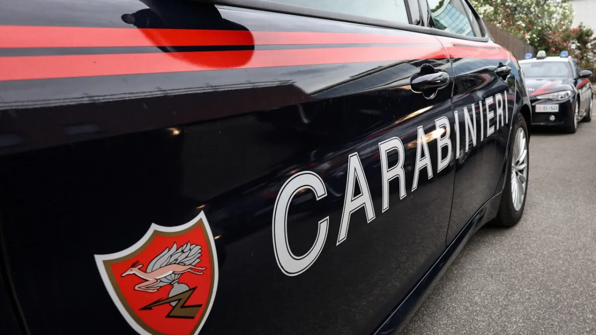 Lecce Alarm: Six-Year-Old Found With Knife in School Backpack, Igniting Safety Concerns