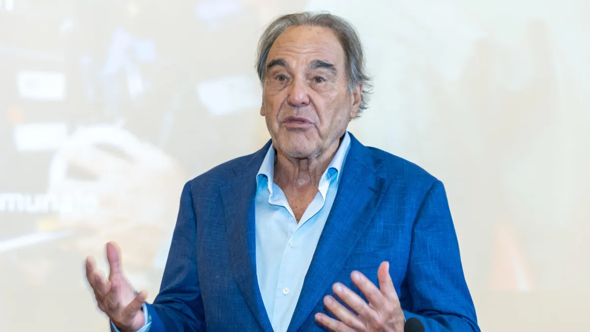 Oliver Stone Honored in Ferrara: Sharp Critique on Film Producer Limitations