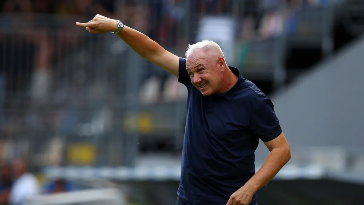 Serie A Showdown: Frosinone and Como Share Spoils in Crucial Encounter
