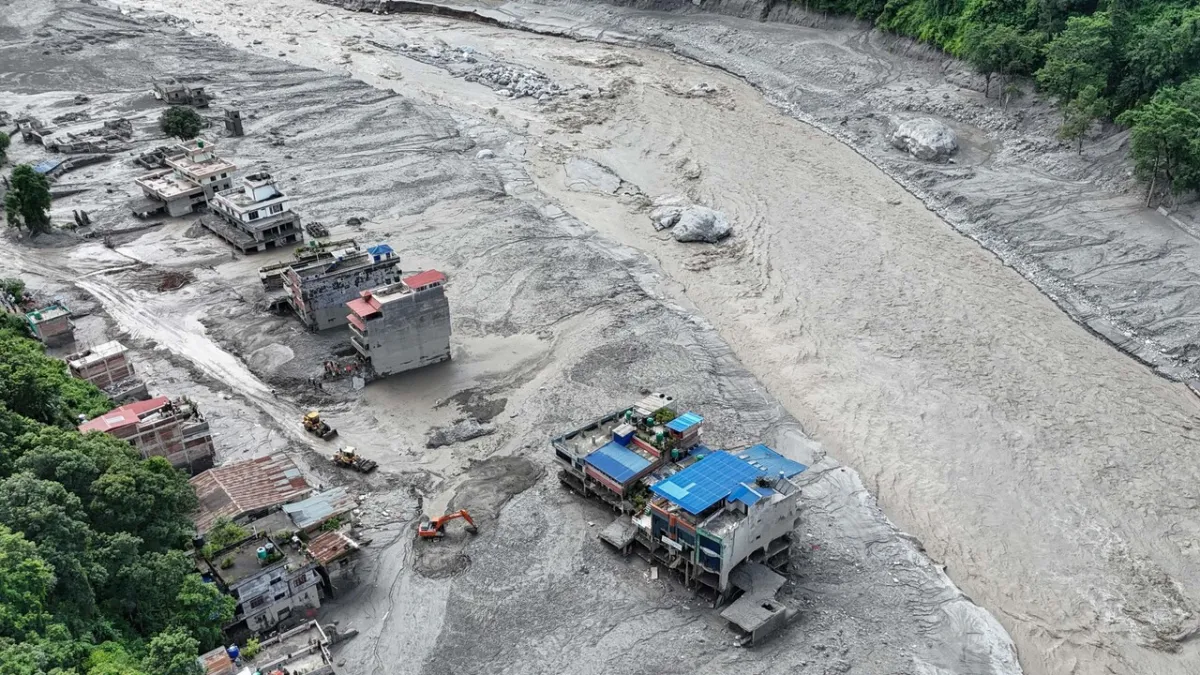 Tragedi Himalaya: Nepal Luluh Lantak, Dampak Banjir Devastatif Terekam Kamera
