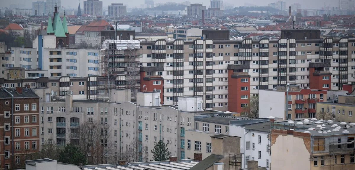 Berlin's Property Price War: Half of Online Rental Ads Violate Rules