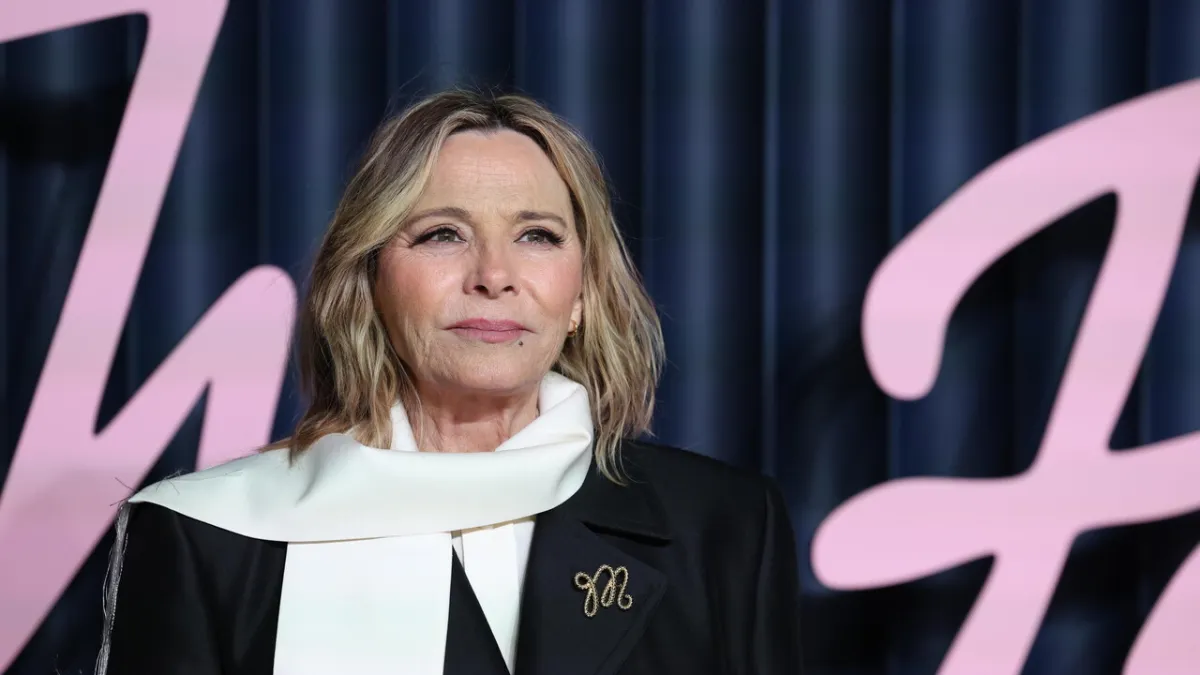 Kim Cattrall: 70 Tahun, Rambut Bebas Batas Usia, Revolusi Gaya!