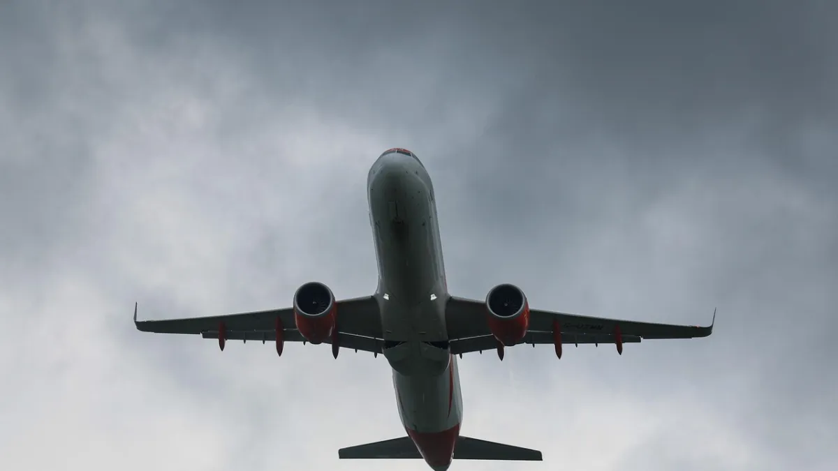 Bandara Inggris Lumpuh: Jutaan Data Pelanggan Dicuri, Hacker Tuntut Tebusan Fantastis