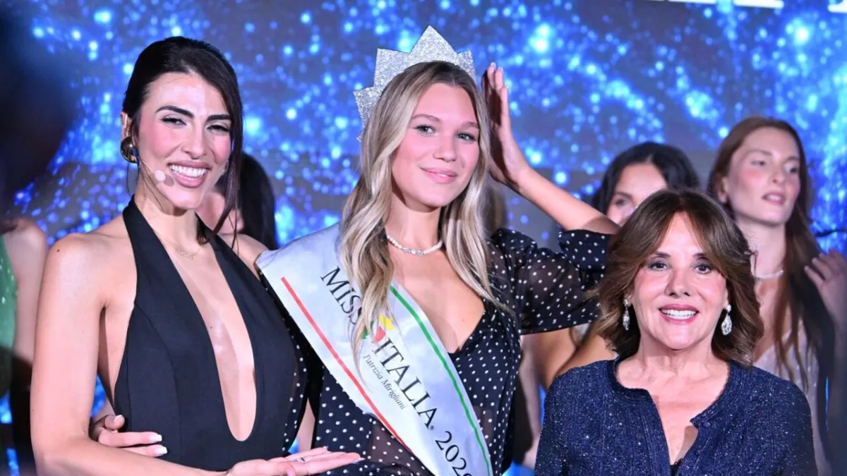 Atlet Renang Indah Savona Dinobatkan Sebagai Miss Italia 2026 di Santa Severa