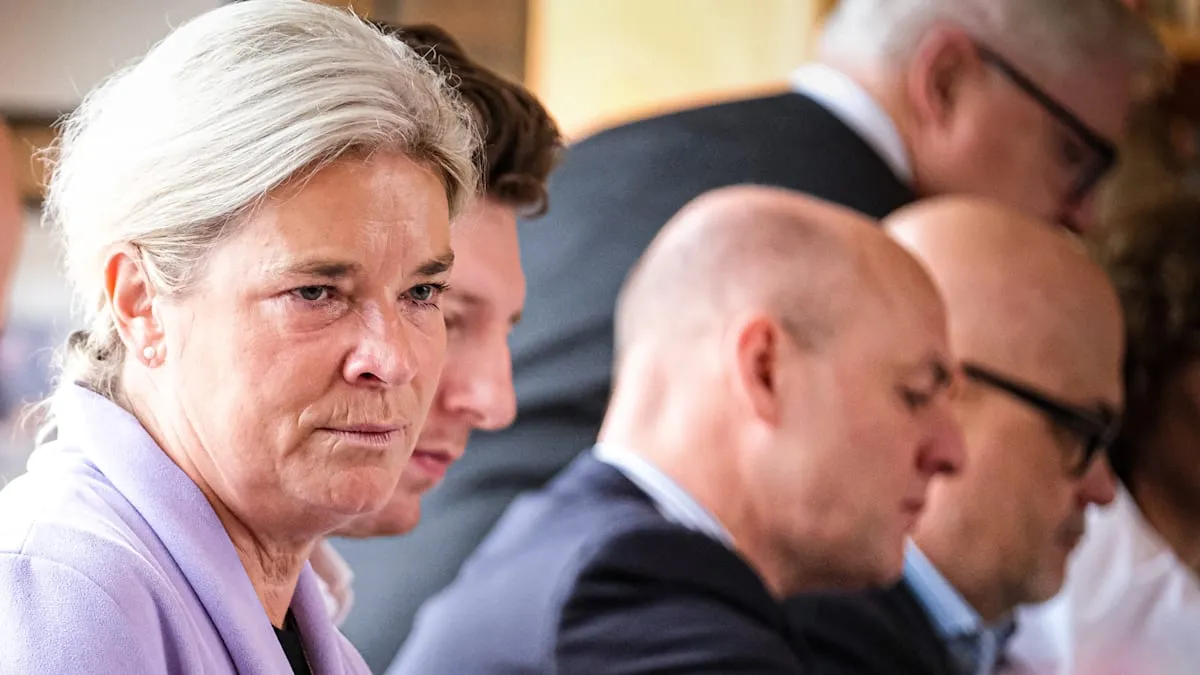 Bundestag Approves Crucial Healthcare Reform, Shielding Citizens from Contribution Hikes