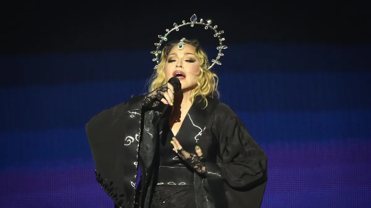 Australia Larang Musik Buatan AI: Setelah Madonna Diguncang Algoritma!