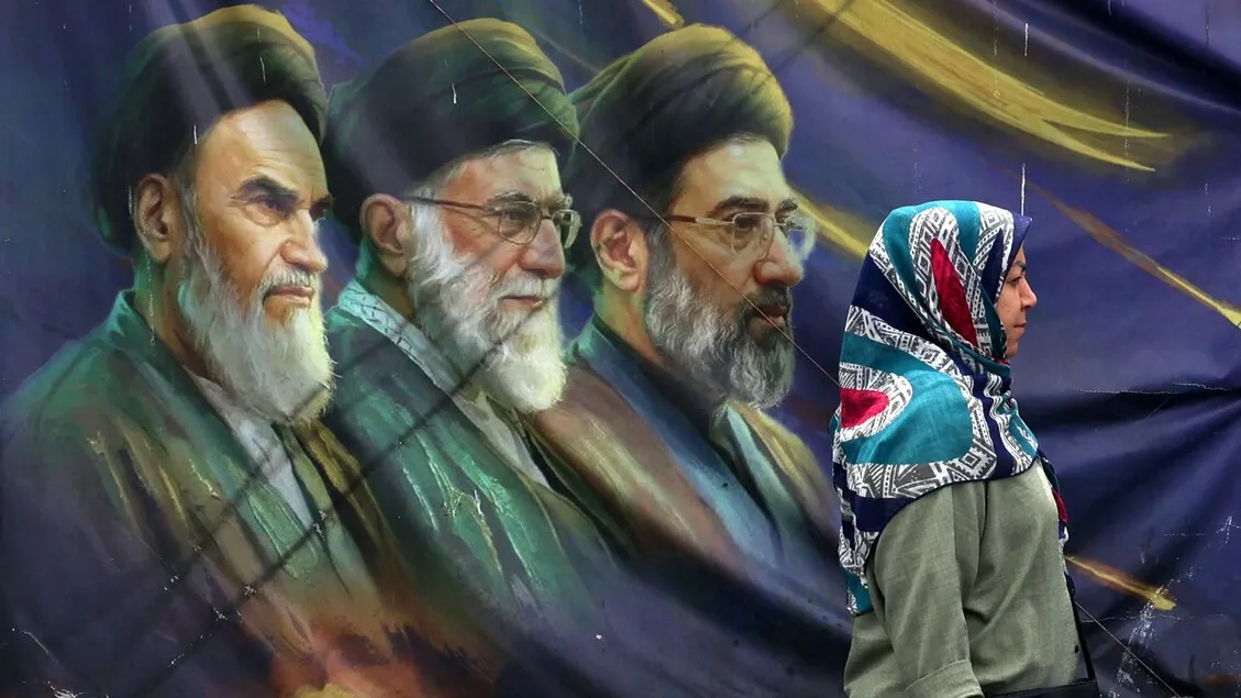Diplomasi Panas Hormuz: Trump Minta Waktu, Kesepakatan Iran-AS di Ambang Ketidakpastian