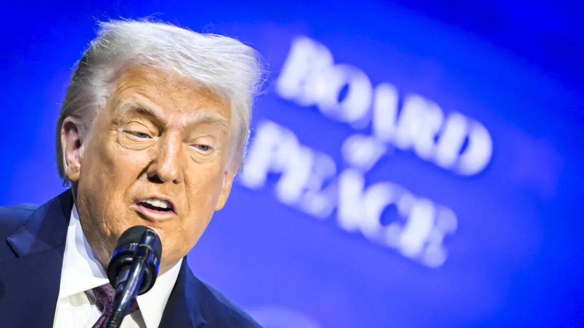 Trump Claims Gaza Deal: Israel Withdraws After Hamas Fully Disarmed