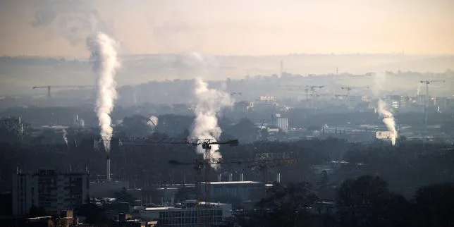 Air Pollution Worsens Educational Inequality, Poor Children Hit Hardest