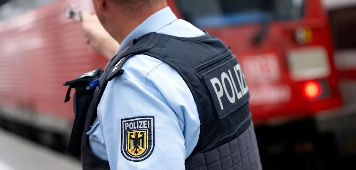 Fugitive with Four Warrants Apprehended on German Train 2026!