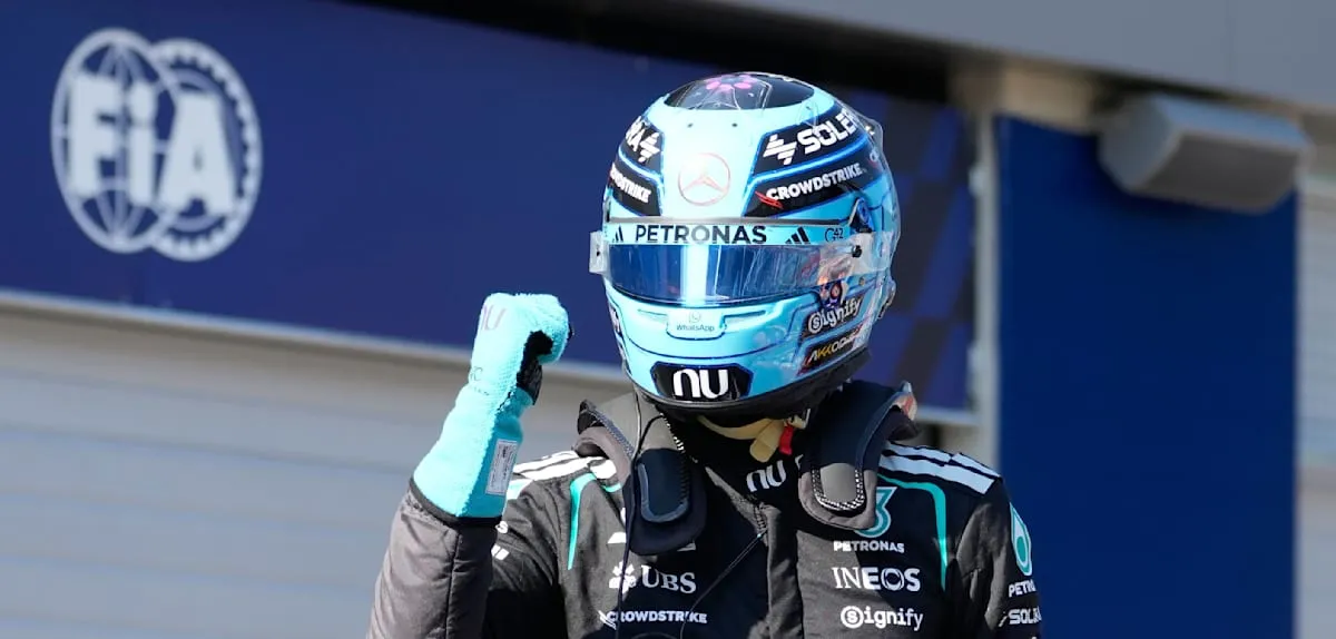 Russell Gemilang di Spielberg: Taklukkan Aspal 50 Derajat, Kalahkan Verstappen!