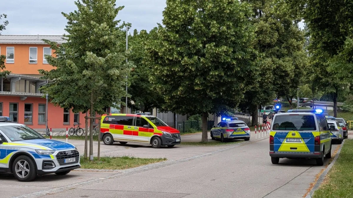 Bavarian School Terror: High School Students Seriously Injured in Shooting, Suspect Apprehended