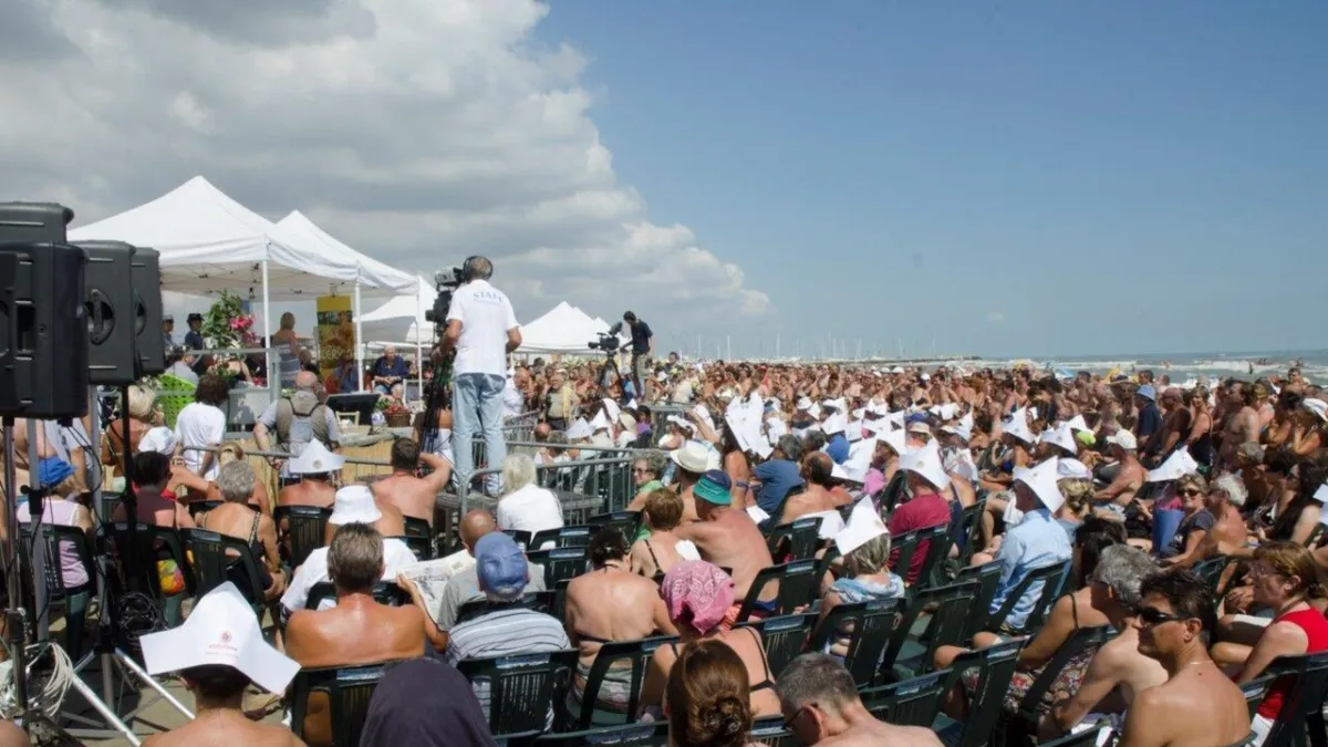 Sastra Menjamah Pantai: Penulis Top Italia Ramaikan Ferragosto Cervia 2026