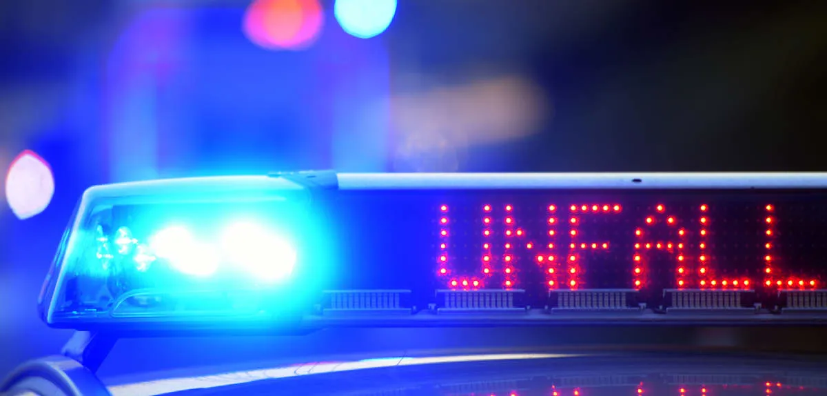 Elderly Cyclist Critical in Schortens: Tragic Accident Shakes Germany