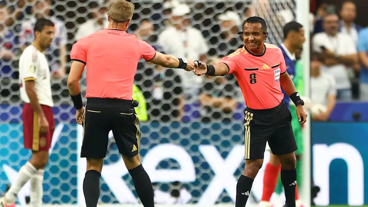 World Cup 2026 Hilarity: Referee Forgets Vanishing Spray During Spain's Free-Kick!