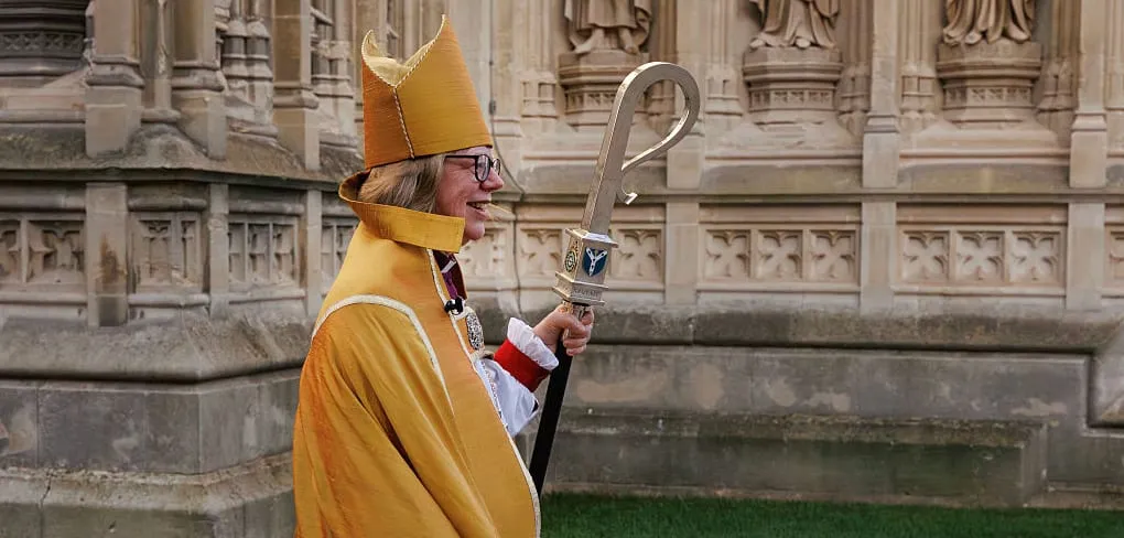 Archbishop of Canterbury Faces Backlash: Imam Prize Sparks Faith Turmoil