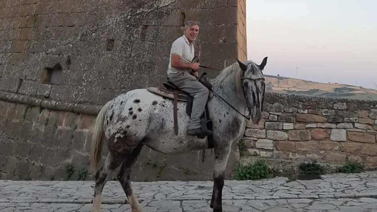 Soaring Costs Drive Italian Man to Choose Horse for Daily Commute
