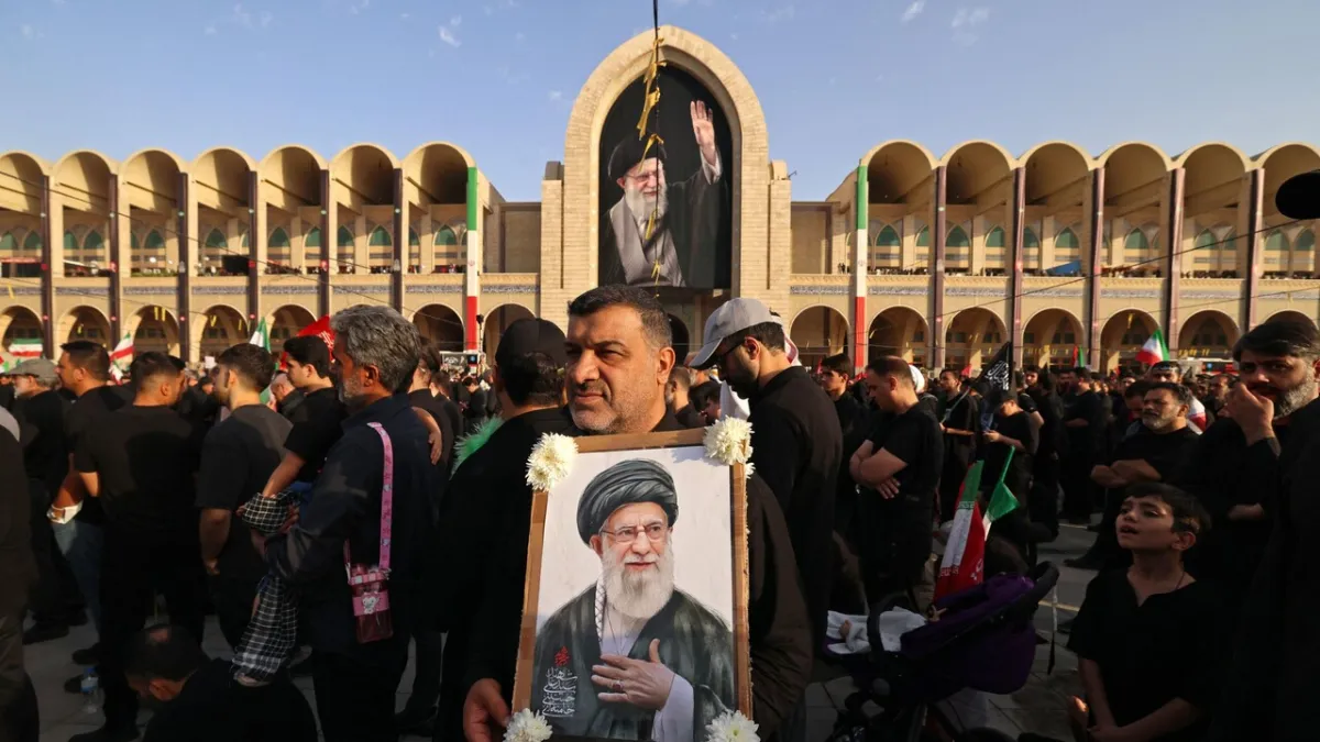 Iran Bergejolak: Jutaan Warga Antar Kepergian Pemimpin Spiritual Tertinggi
