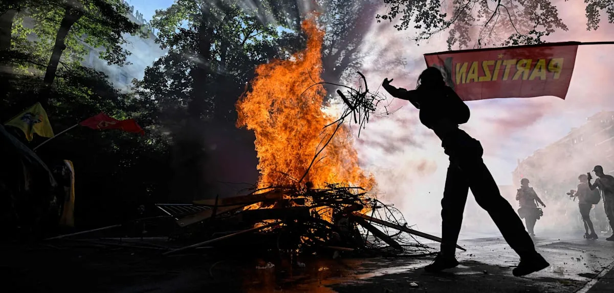 Genewa Bergejolak: KTT G-7 Disambut Gas Air Mata dan Vandalisme Massa