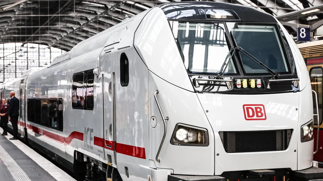 Jerman Geger: Sistem Komunikasi Kereta Api Kolaps, Ribuan Penumpang Terlantar!