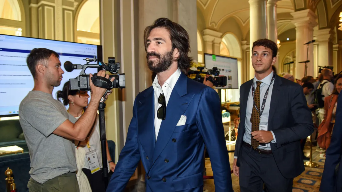 Milleri Urges Del Vecchio Succession Closure: What About Leonardo Maria?