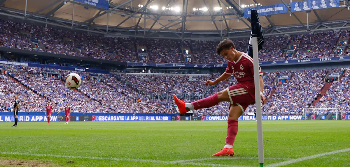 Kericuhan di Ruang Ganti Schalke: Klaim Sepupu Bintang Real Madrid Picu Ancaman!