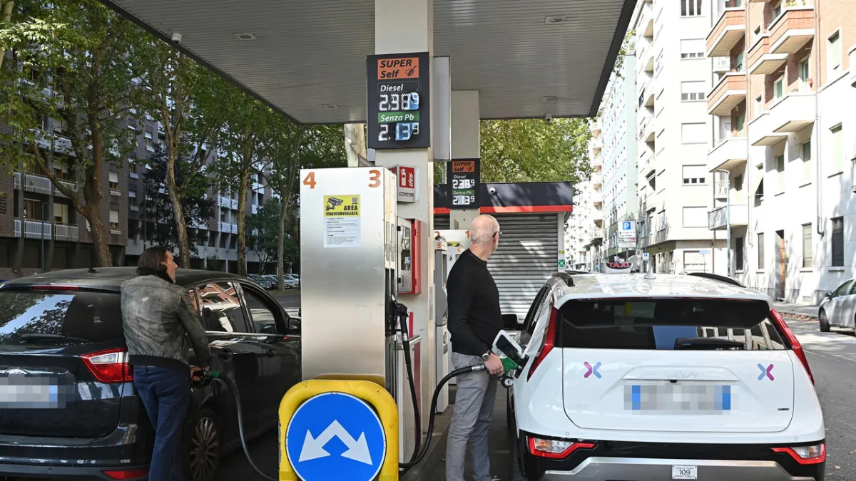 Italy's Fuel Prices Soar: Diesel Nears Record 2.5 Euros Per Liter!