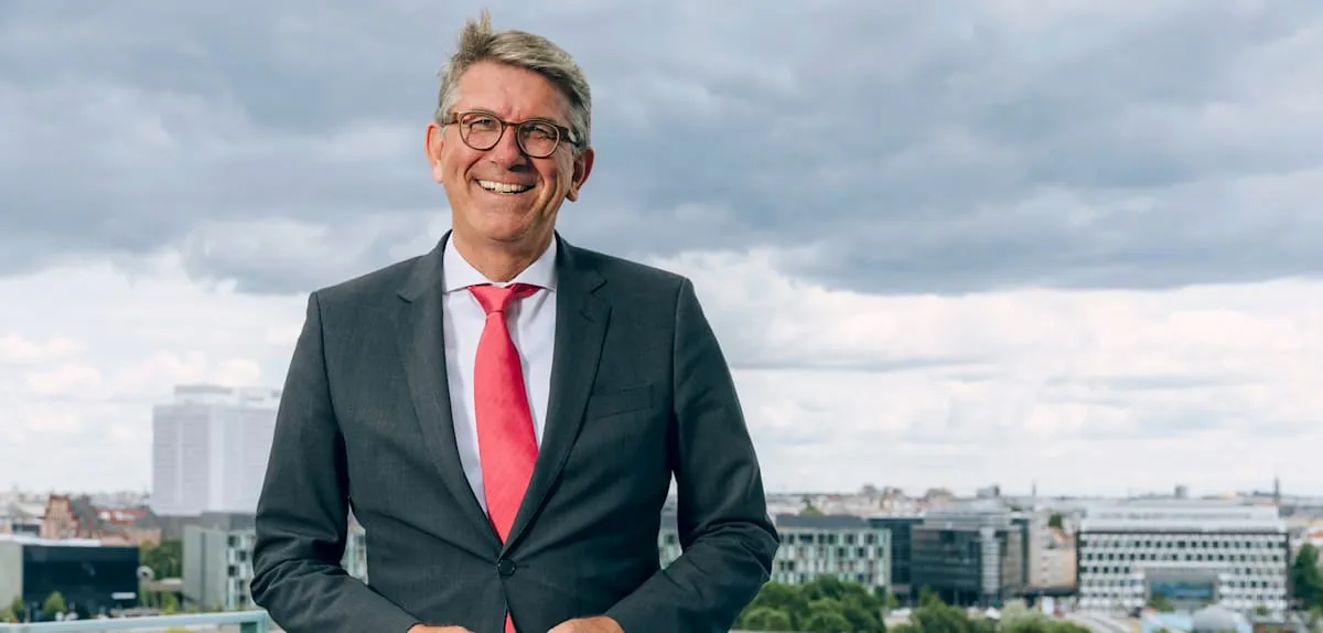 German Culture Minister Declares Ideological Resistance Against AfD