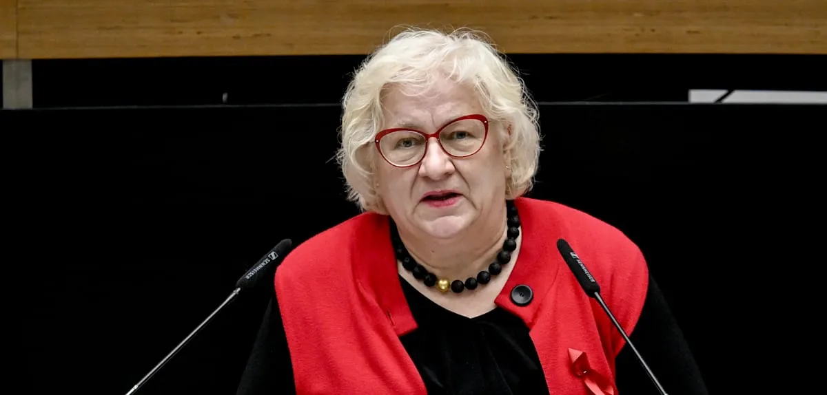 Racism Scandal Rocks Berlin: Left Party Deputy Evades Legal Action