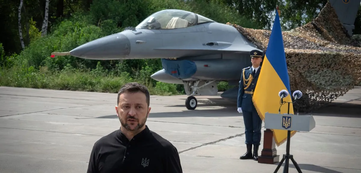 Ukraina Kehilangan F-16 Perdana: Pilot Selamat dari Kecelakaan Dramatis