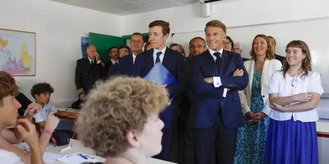 PISA 2025: France Faces €150 Billion Loss Amidst Education Crisis