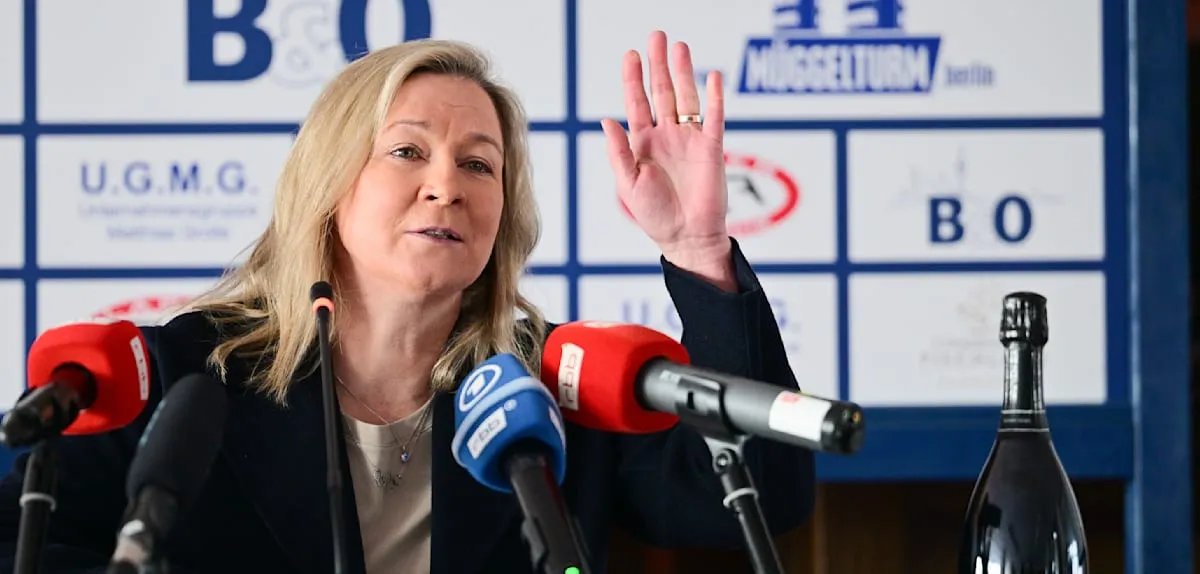 Claudia Pechstein Helms German Speed Skating Amidst Federation Turmoil