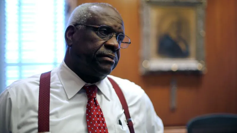 US Democrats Challenge Supreme Court: Thomas Ethics Probe Stalls Amid Allegations?