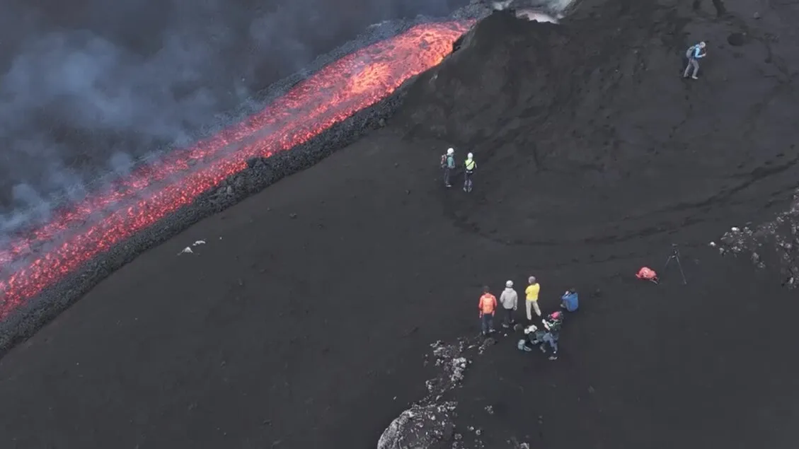 Fenomena Gunung Etna 2026: Lava Membara, Capai Ketinggian 2.800 Meter
