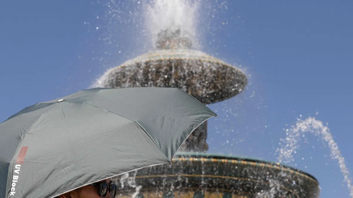 Italy Scorches: 25 Cities on Red Alert Amid Extreme Heatwave 2026