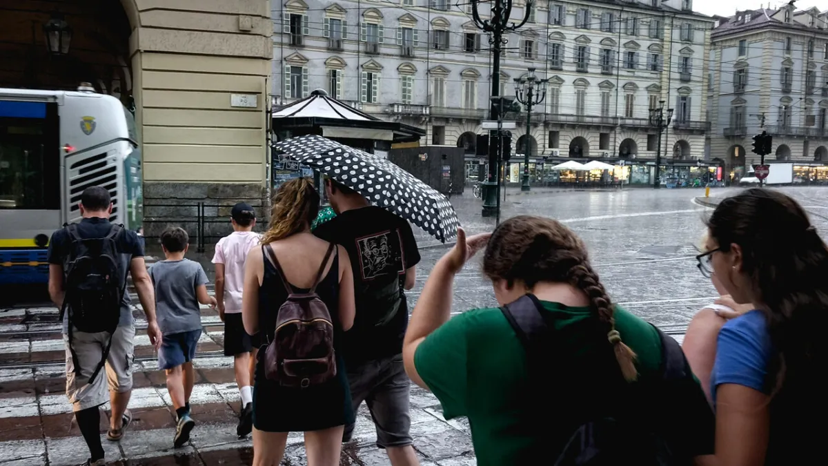 Italia Dihantam Gelombang Panas Ekstrem: Ferragosto 40 Derajat di 2026!