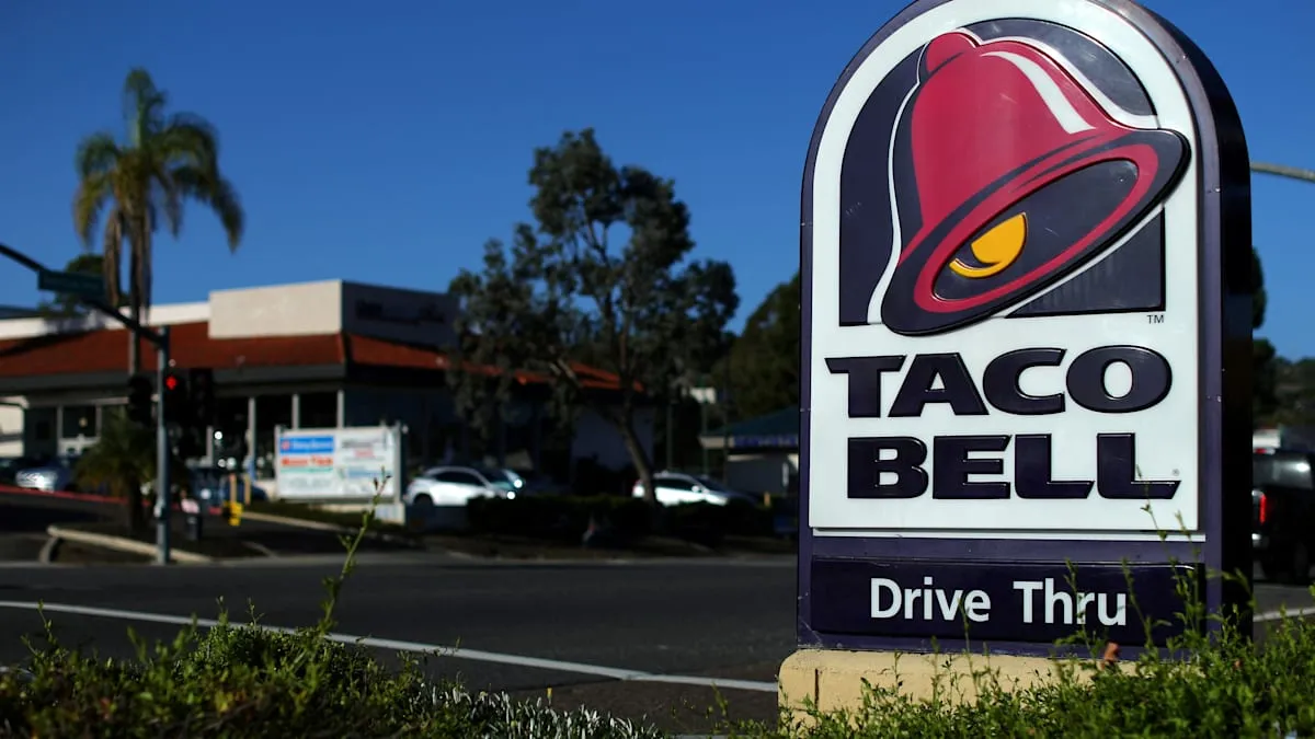 Skandal Kesehatan Taco Bell: Ribuan Terjangkit Parasit, Selada Ditarik!