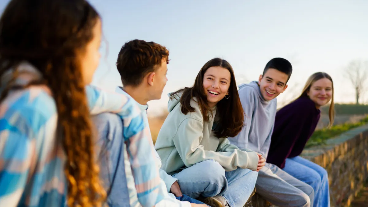 Study Reveals Teens Acknowledge Sexism, Yet Struggle to Reject Its Influence