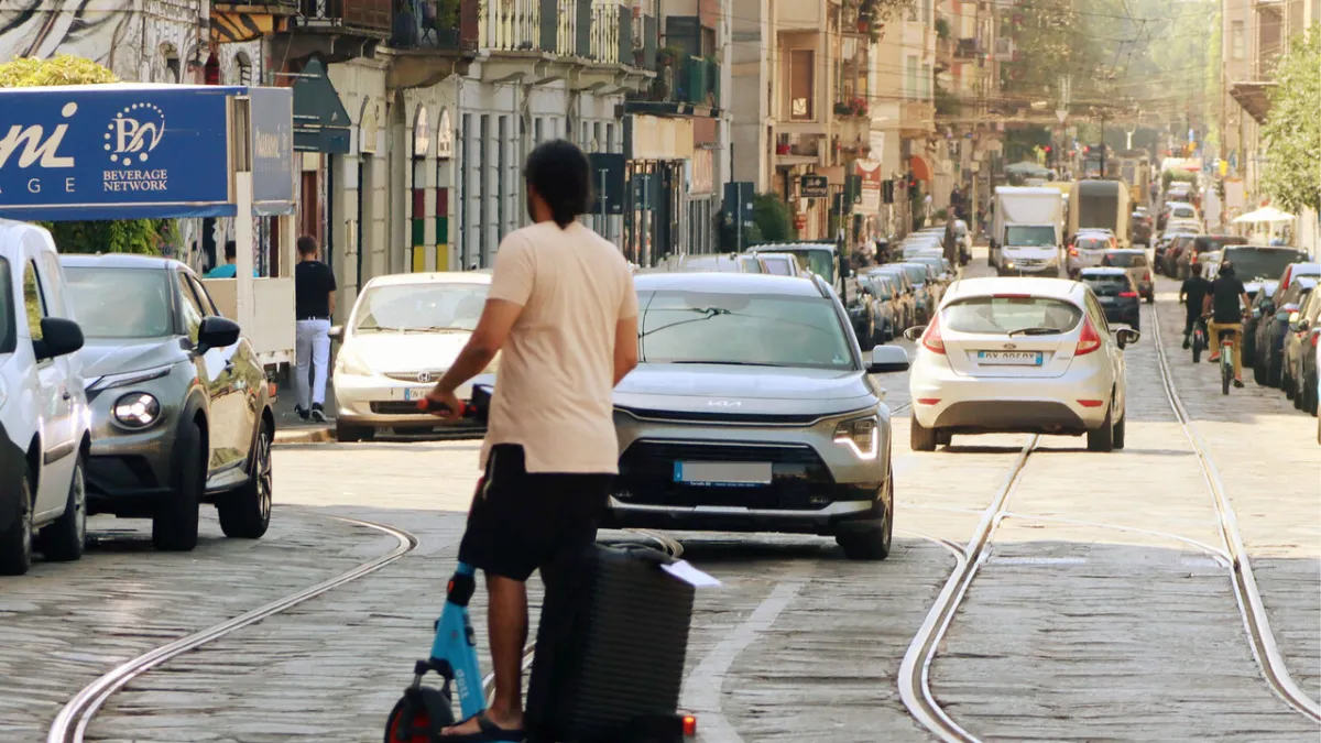 Electric Scooter Insurance Mandate: Users Face Hundred-Euro Fines!