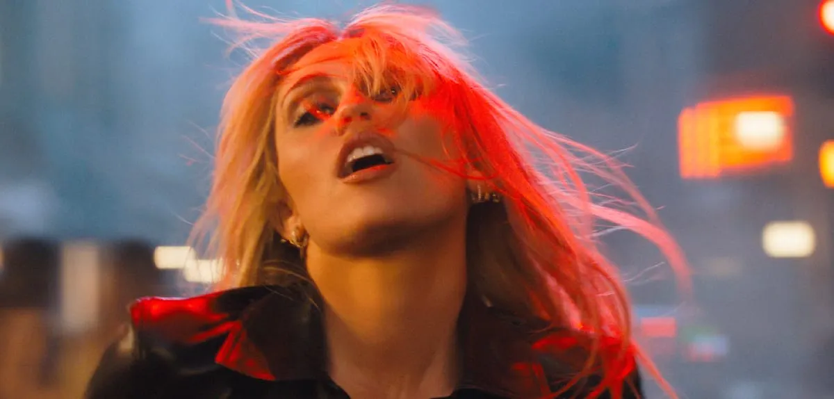 Miley Without Cyrus: Tenth Album Evolution, One Step Forward Two Steps Back?