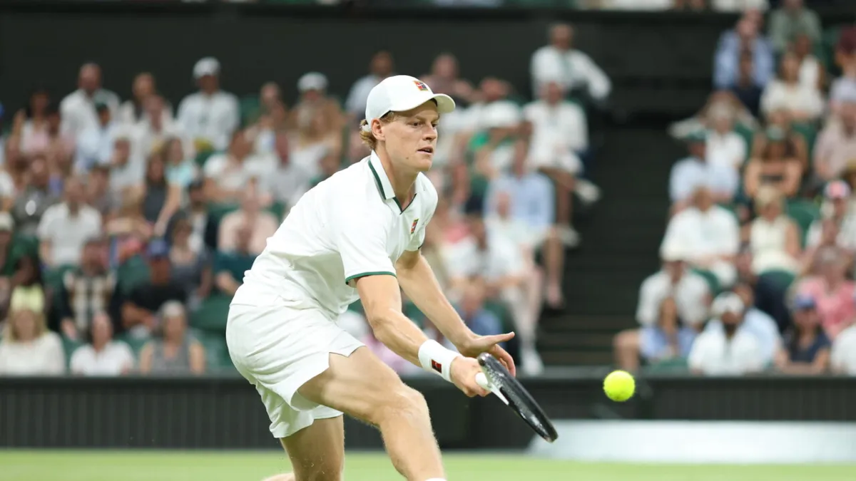Sinner Gempur Perempat Final Wimbledon, Djokovic Pecahkan Rekor Federer