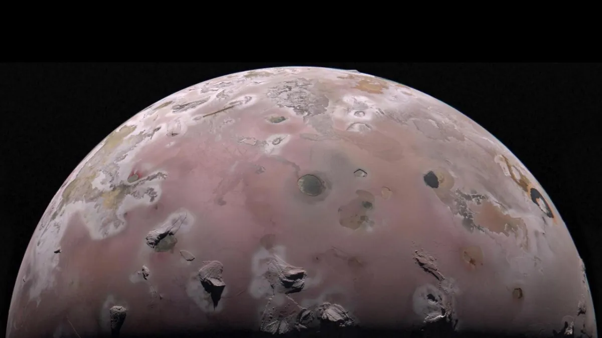 Misteri Io: Juno NASA Deteksi Panas Bawah Permukaan Satelit Jupiter