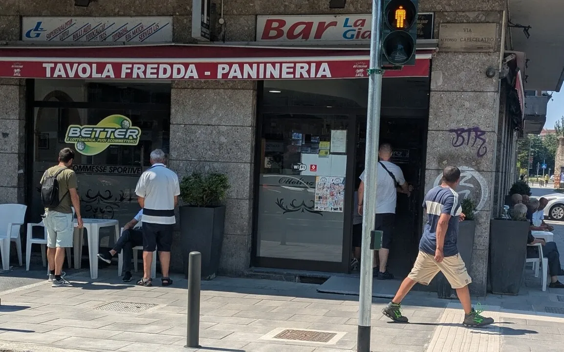 Teror Bar Milan: Penikam Akui Puas, Ancam Ulangi Aksi Sadisnya