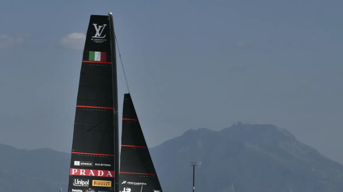 Luna Rossa Crushes New Zealand Dominance, Claims Naples Preliminary Regatta 2026!