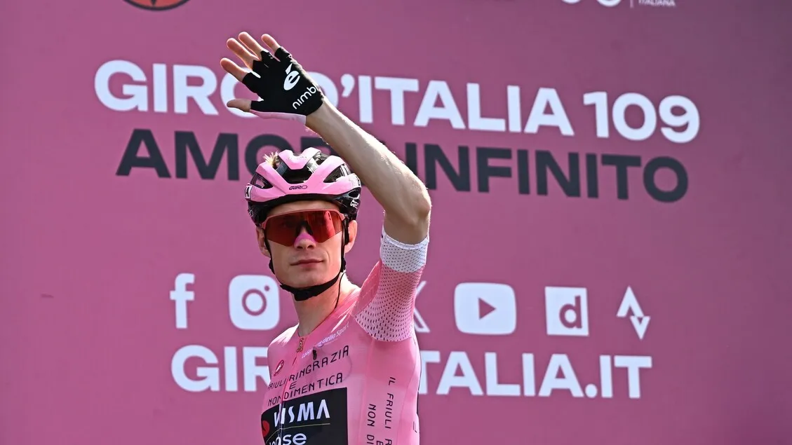 Piancavallo Saksi Sejarah: Vingegaard Rajai Giro D'Italia 2026!
