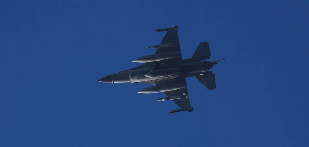 US Missile Strikes Re-escalate Iran Tensions Amid Hormuz Turmoil